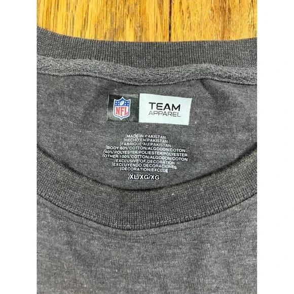 NFL Cleveland Browns Long Sleeve T-Shirt Football Team Apparel XL - Picture 4 of 4